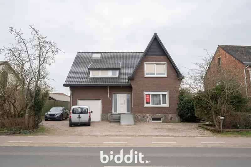Gerenoveerde woning 4 slaapkamers tuin Heusden Zolder