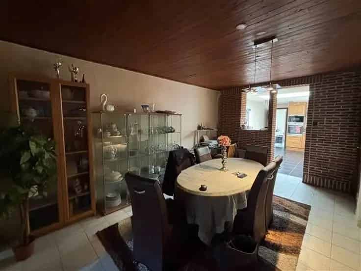 5 Slaapkamer Huis Te Koop Met Stadstuin