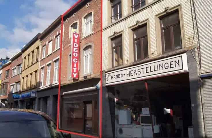 Huis Te Koop Centrum: Woonst en Handelspand 185m²