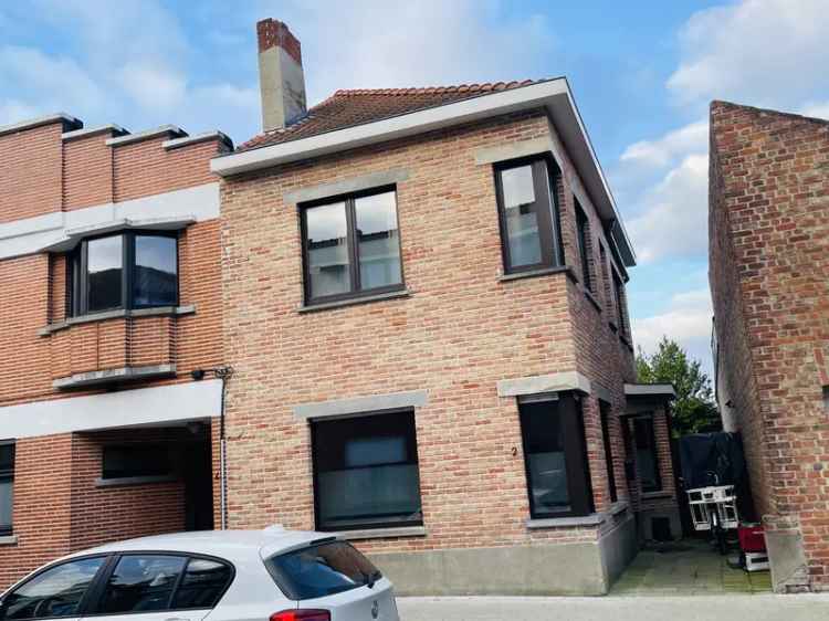 Huis te koop Sint-Pieters 3 slaapkamers grote koer