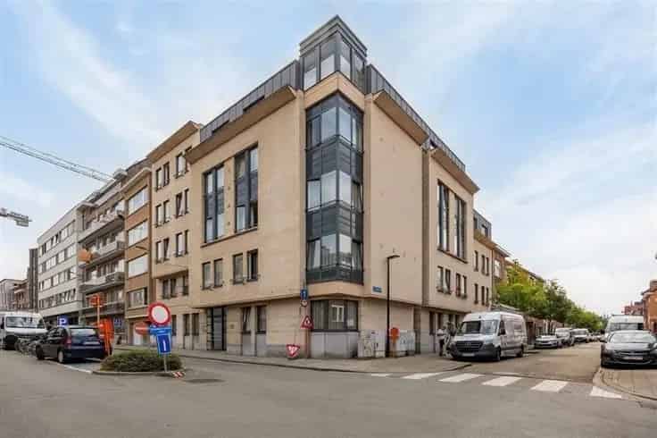 Studio Te Koop