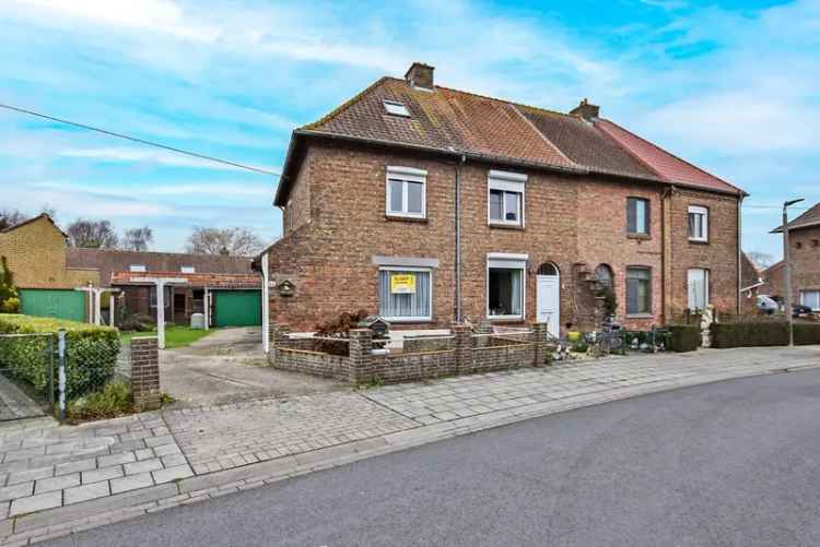 half open bebouwing kopen in Veurne met tuin en 3 slaapkamers