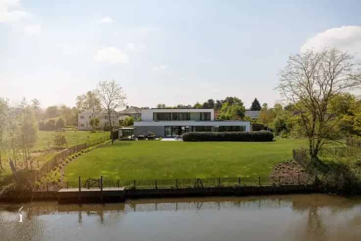 Villa Te Koop