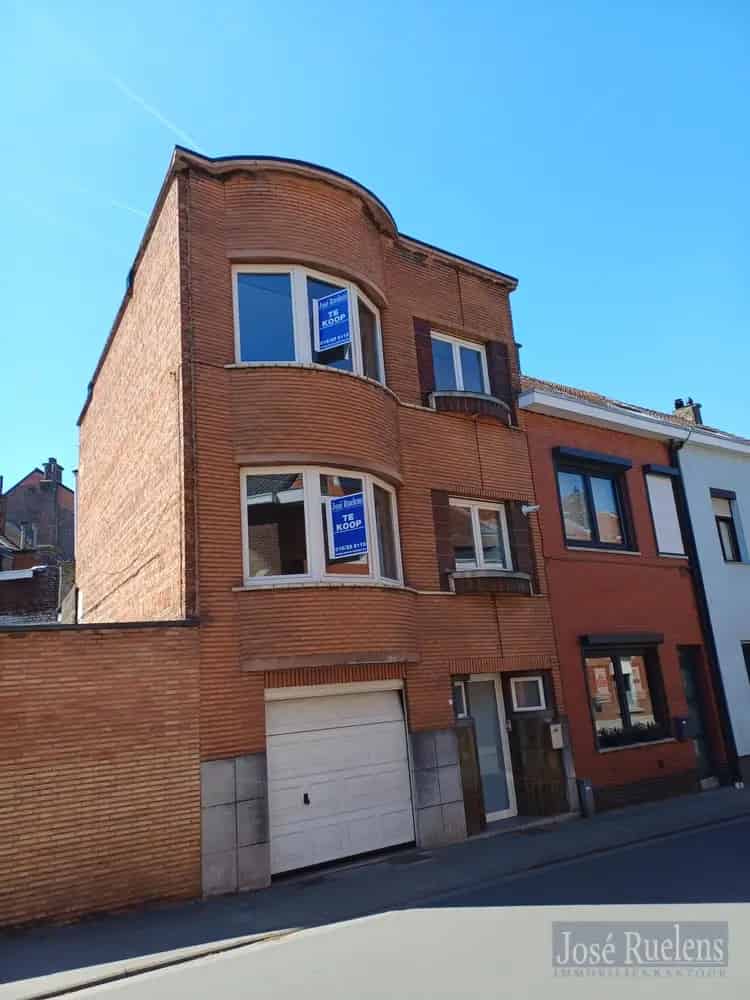 Huis te huur Kessel-Lo: 2 slaapkamers, garage en terras