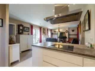 Gelijkvloerse Villa te Koop Sint Genesius Rode
