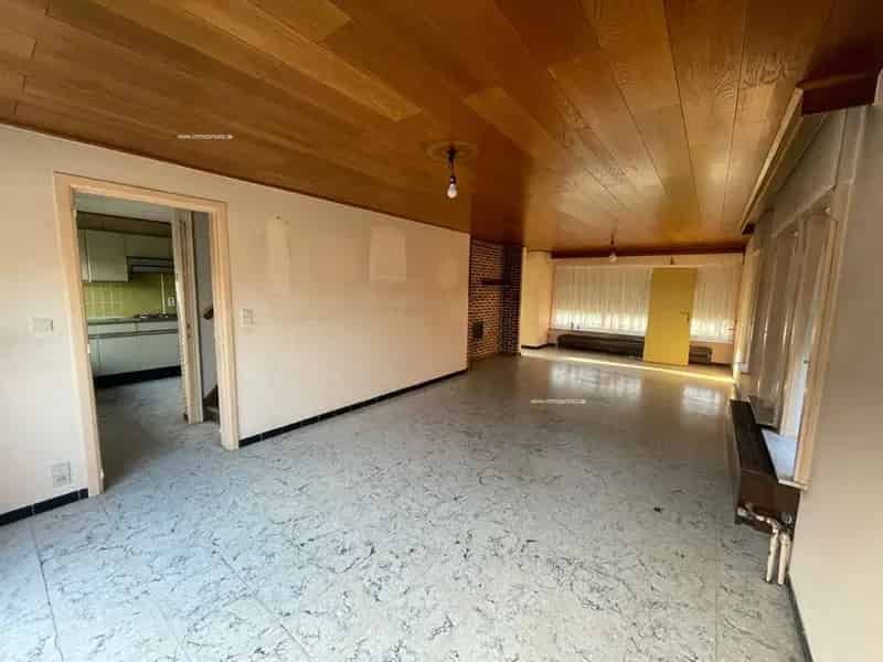 Woning met magazijn te koop Moorslede