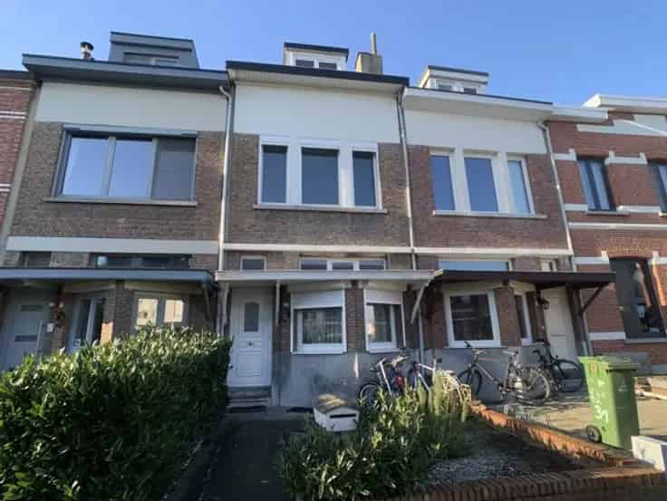 Huis Te Koop Deurne 4 Slaapkamers Opbrengsteigendom