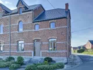 Huis te huur Naast 3 slaapkamers tuin