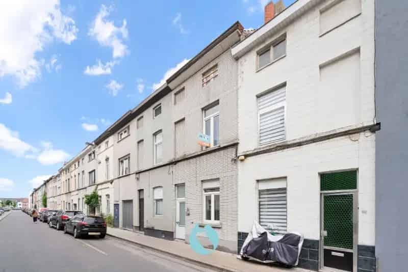 Huis te koop Gent: Ruime woning nabij centrum