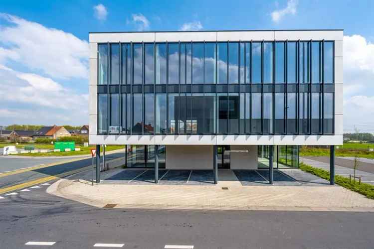 Nieuwbouw Kantoorruimte Lendelede 309m² 7 Parkeringen