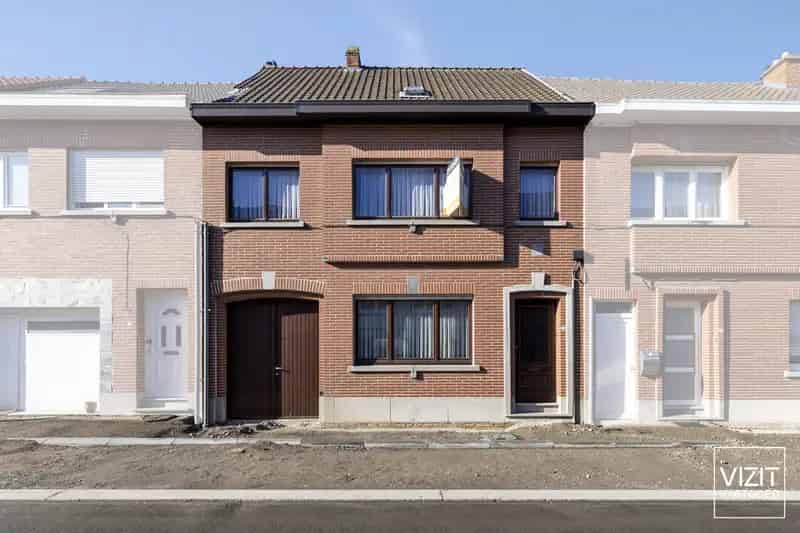 Ruime gezinswoning 3 slaapkamers Meerbeke uitbreiding mogelijk
