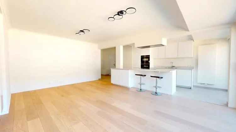 Te huur appartement in Woluwe-Saint-Lambert met 2 slaapkamers