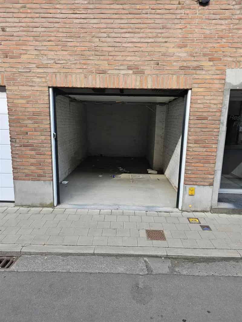 Garagebox te huur Sint-Janspoortstraat