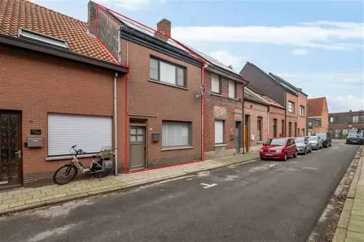 Huis Te Koop Turnhout: Gezellige woning met tuin en kelder