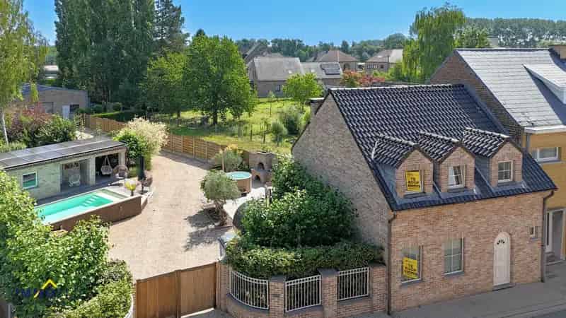 HOB met opslag 220m², zwembad en poolhouse te Haaltert