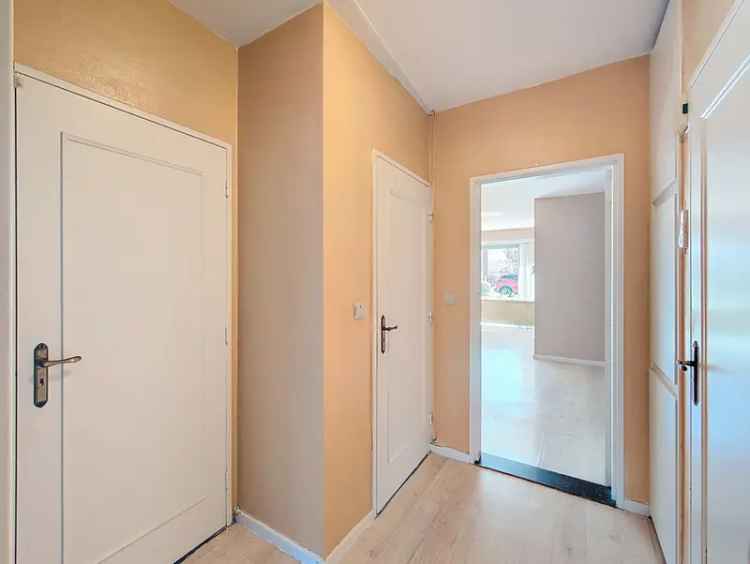 Appartement te koop Buizegem: 2 slaapkamers, tuin, garage en kelder