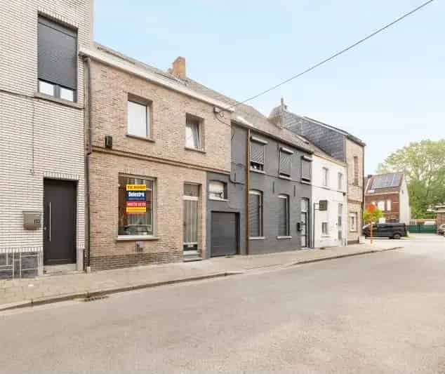 3 Slaapkamers Stadsrand Makkelijk Gelegen