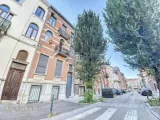 Huis te Koop Brussel 277m² 4 Units Duplex Appartementen Tuin Terras