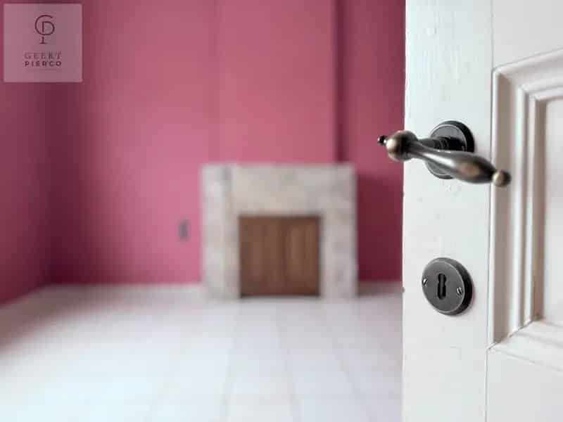 Eigentijdse Woning Ruime Tuin