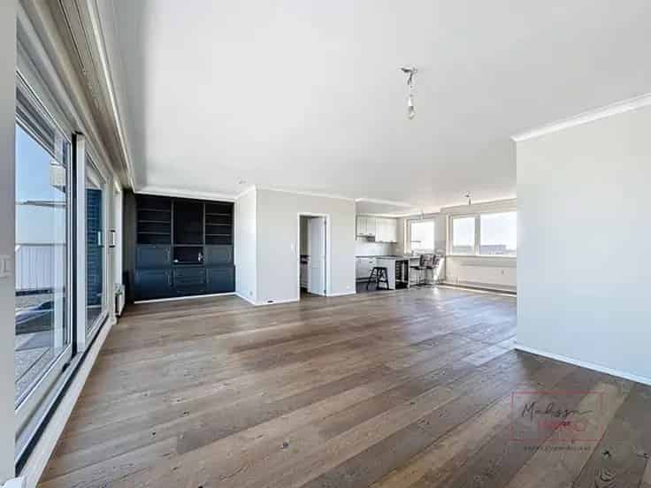 Penthouse te Koop Brussel - 2 slaapkamers - Terras 25m² - Garage