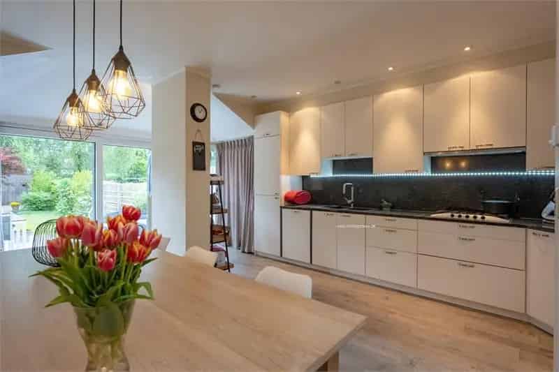 Instapklare woning Merksem 3 slaapkamers grote garage