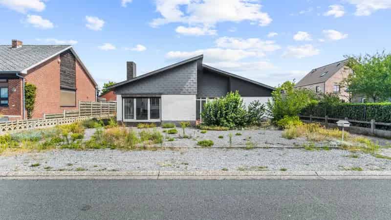 Huis te huur Oudsbergen 3 slaapkamers te renoveren