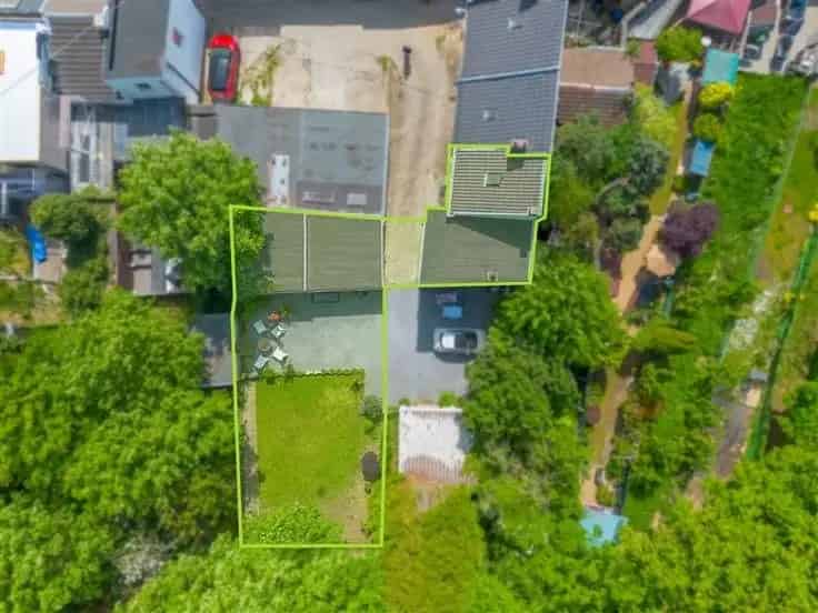 Te Koop: 2 Slaapkamers Huis met Tuin en Garage
