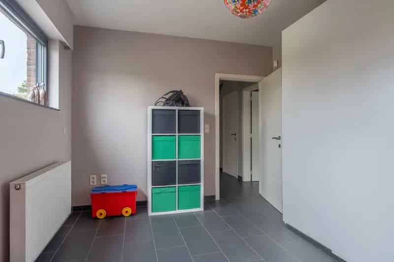 6 Slaapkamers 2 Badkamers Ruime Gezinswoning Garage