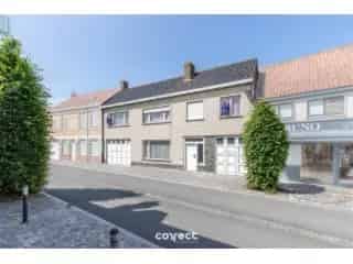 Huis te Koop Leffinge Appartementencomplex Te Renoveren of Nieuwbouw