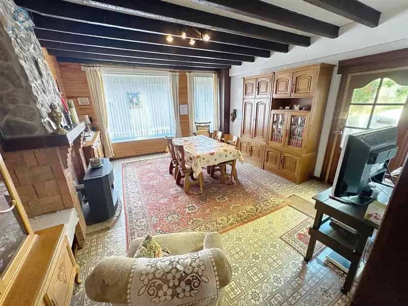 Te renoveren woning met 2 slaapkamers en garage Geraardsbergen