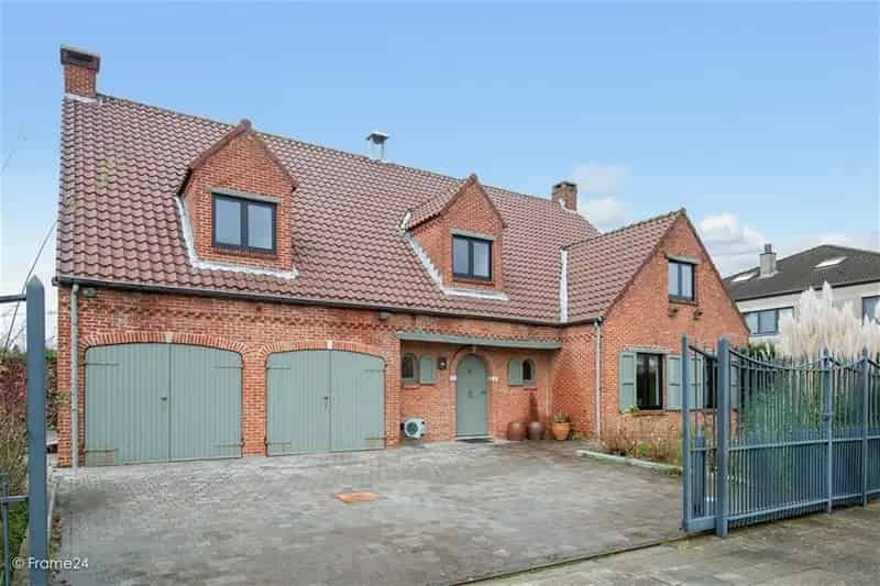 Luxueuze Villa te Koop Elsdonk 4-5 slaapkamers Dubbele Garage