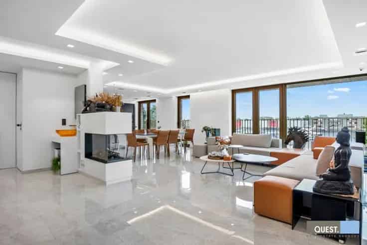 Duplex Te Koop Antwerpen: 220m², 3 slaapkamers, Terras, Waterzicht