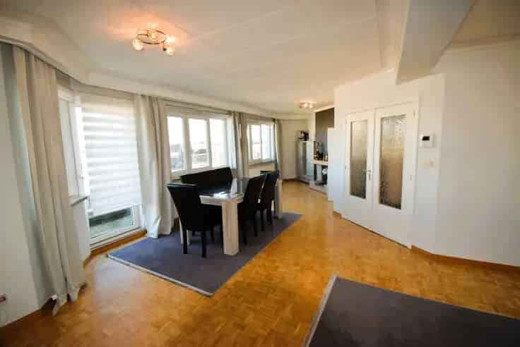 Penthouse 3 slaapkamers te koop nabij Park Karreveld