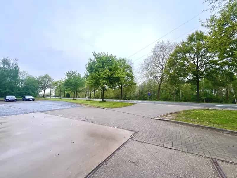 Ruim Handelspand Te Huur Toplocatie
