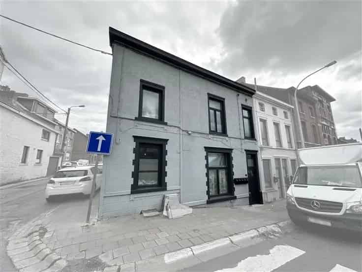 Twee Huizen Te Koop in Gilly - Hoge Huuropbrengst