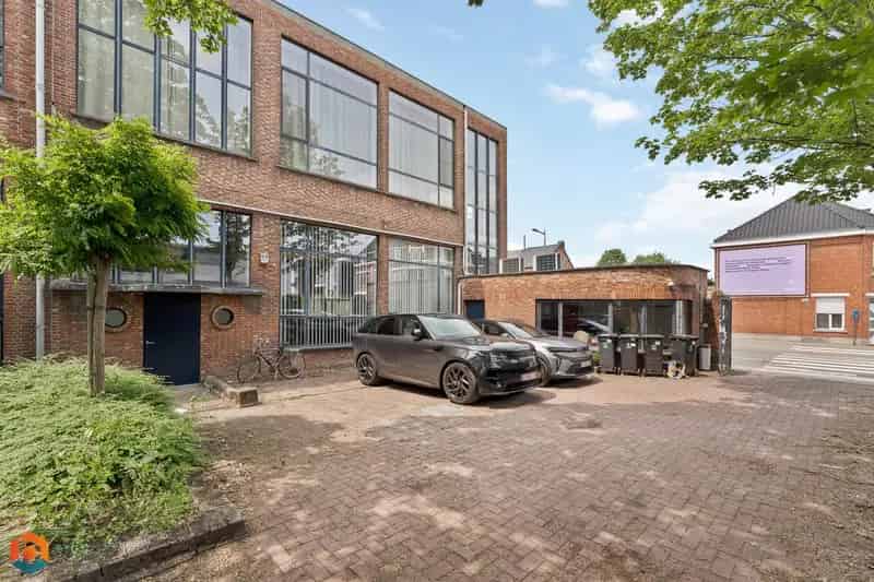 Duplex Kantoor Willebroek Appartement Renovatie 100m2 Parking