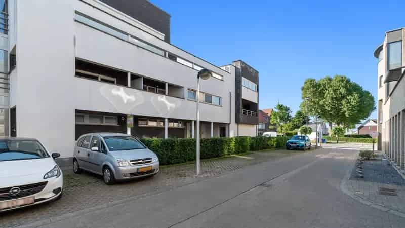 Duplex Appartement te Koop 220m2 3 slaapkamers Dilsen-Stokkem