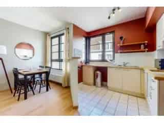 Appartement Medehuur Evere - 4 slaapkamers, 2 badkamers, balkon