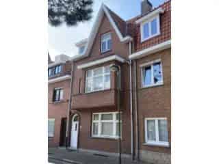 Huis te Koop Knokke - Centraal gelegen rijwoning
