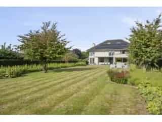 Luxe Villa te Koop Moregem - Binnenzwembad Wellness Grote Tuin