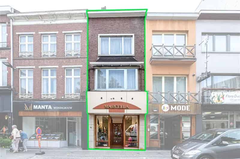 Handelspand met woning te koop Sint-Truiden Centrum