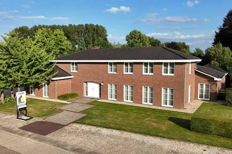 Tijdloze villa met parktuin op toplocatie