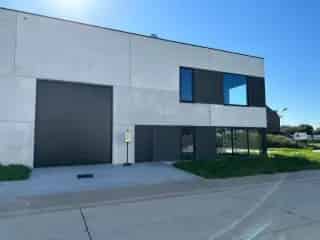 KMO Unit te koop Wielsbeke 409m² conciërgewoning