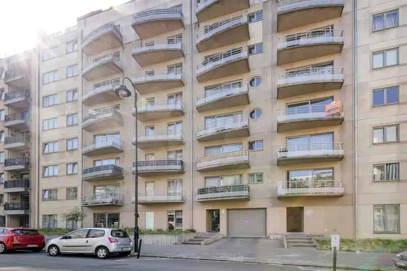 Appartement te huur Sint-Jans-Molenbeek 2 slaapkamers 96m2