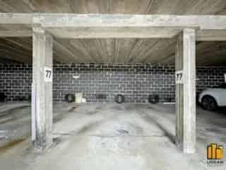Parking te koop Laken - Binnenparkeerplaats E77