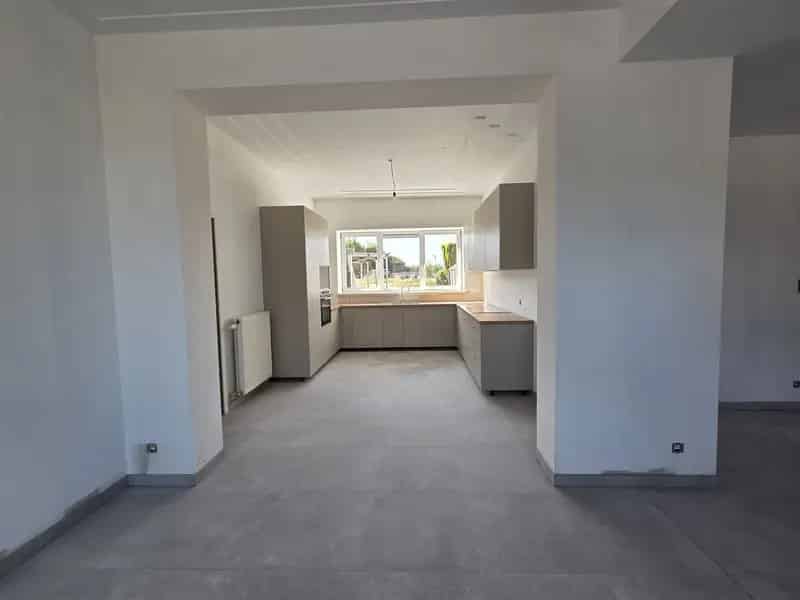 Vernieuwde woning met vele mogelijkheden