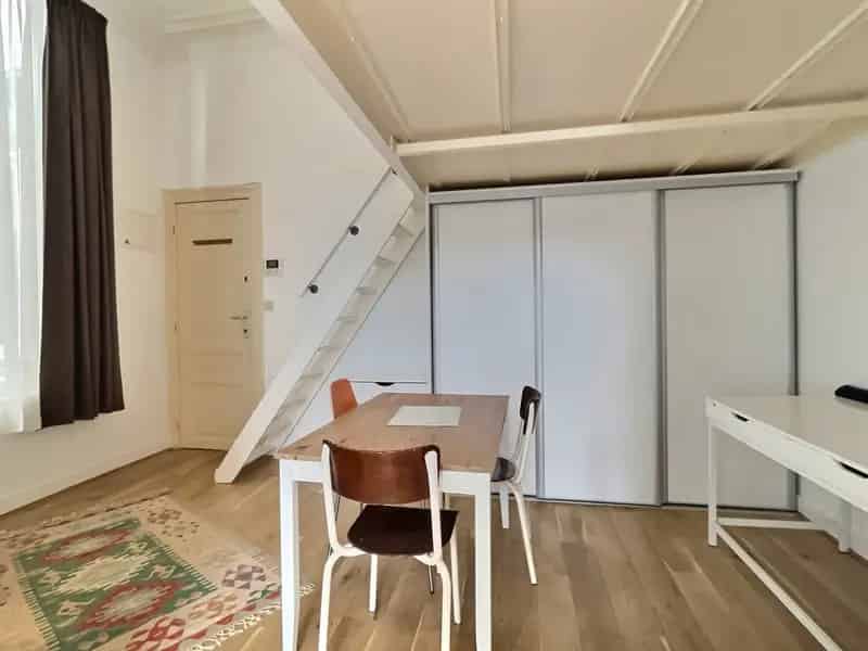 Gemeubileerd Studio Appartement Nabij Place Jourdan