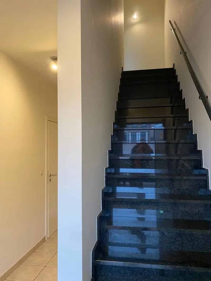 Woning met 2 slaapkamers en praktijkruimte Kinrooi
