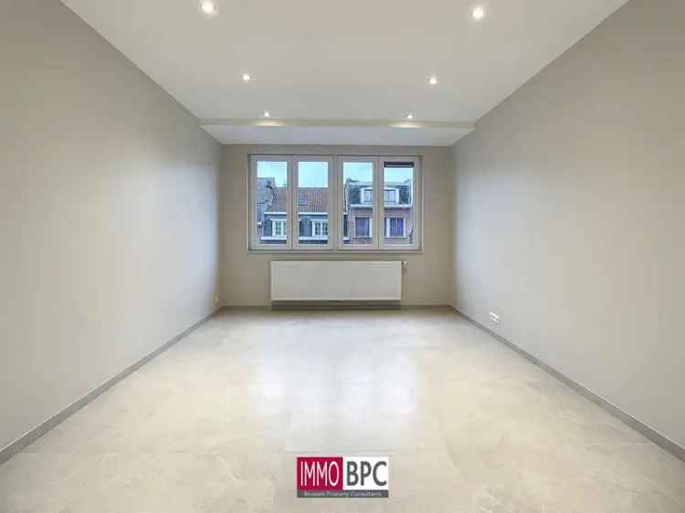 Appartement te koop Jette gerenoveerd 2 slaapkamers terras