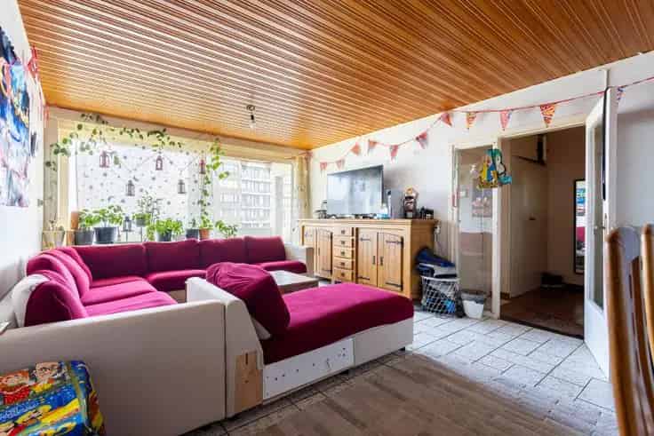 Appartement 2 slaapkamers 10de verdieping Autostaanplaats